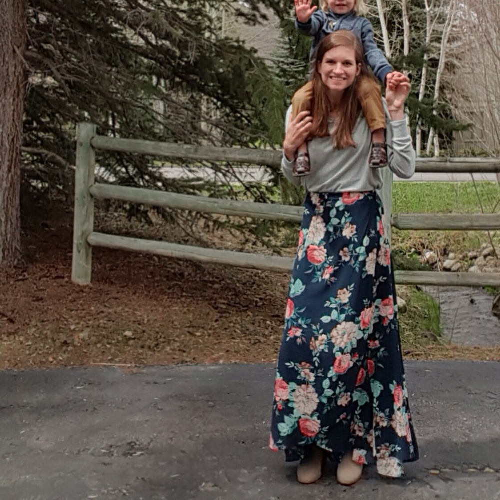 Bobeau Floral Wrap Skirt M - Picture 4 of 5